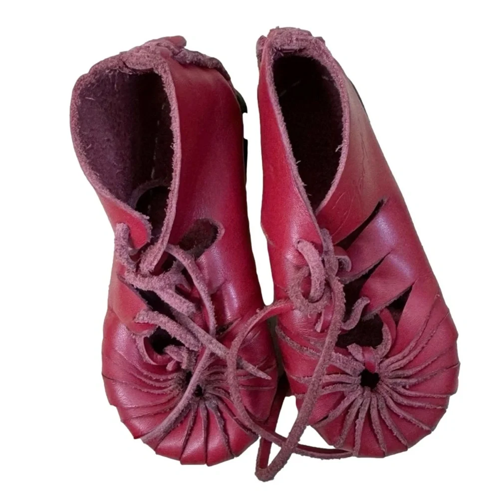 Handmade Red Baby Leather Shoes. Approximate fit 6/12 months. Great Condition